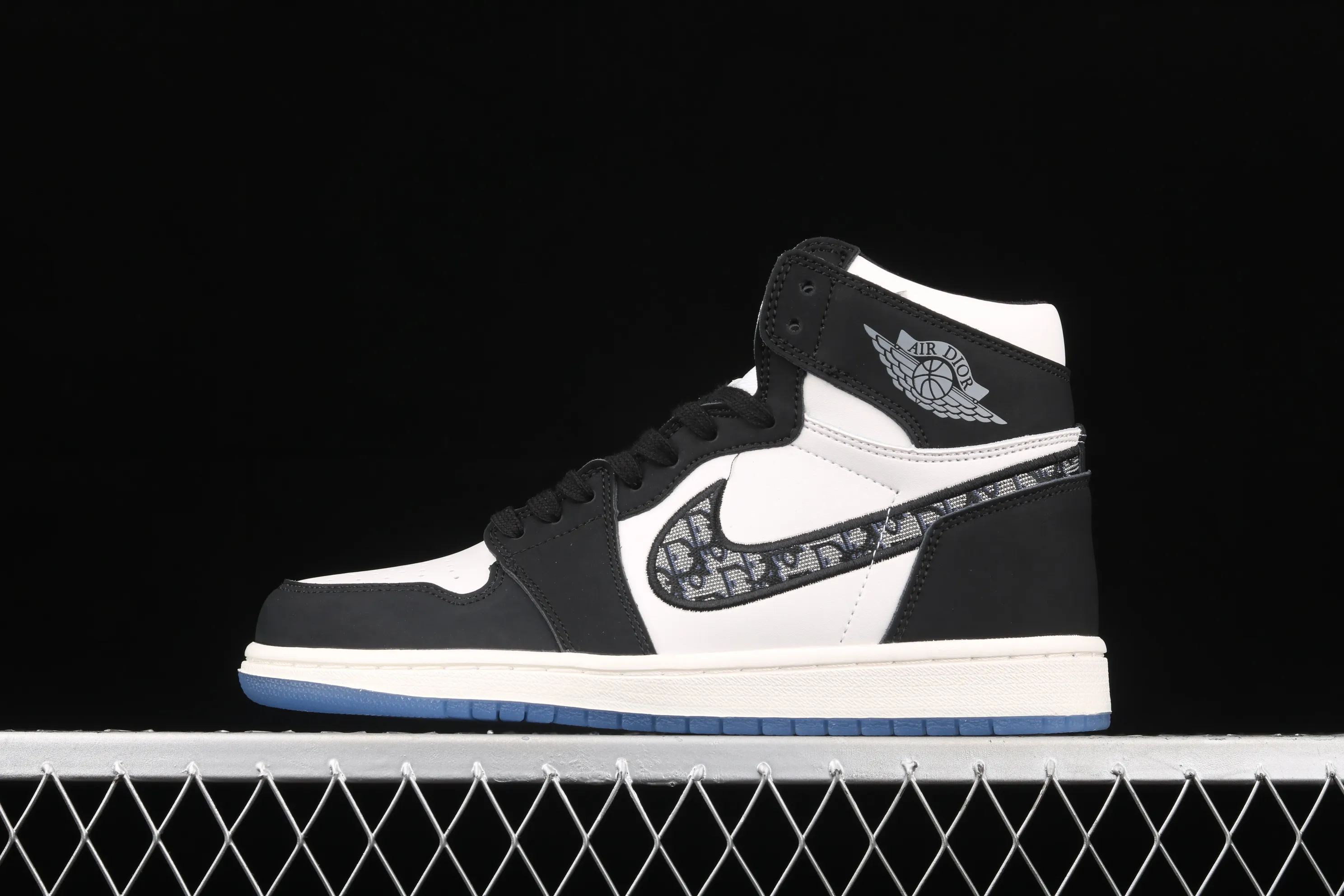 All categories Air Jordan Jordan series basketball shoes Air Jordan 1 High Z version Dr x Air Jordan 1 High AJ1 Joe 1 Dior joint black and white high top CN8607-001